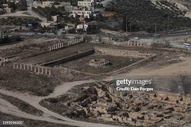 ruins of the lower city of herodion - jeedens öken bildbanksfoton och bilder