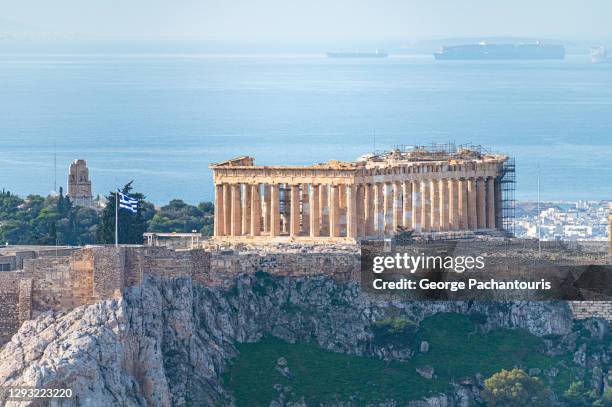 the parthenon on the acropolis of athens, greece - acropolis athens stock pictures, royalty-free photos & images