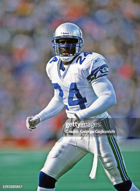 Cornerback Shawn Springs of the Seattle Seahawks pursues the play against the Buffalo Bills during a game at Ralph Wilson Stadium on November 18,...