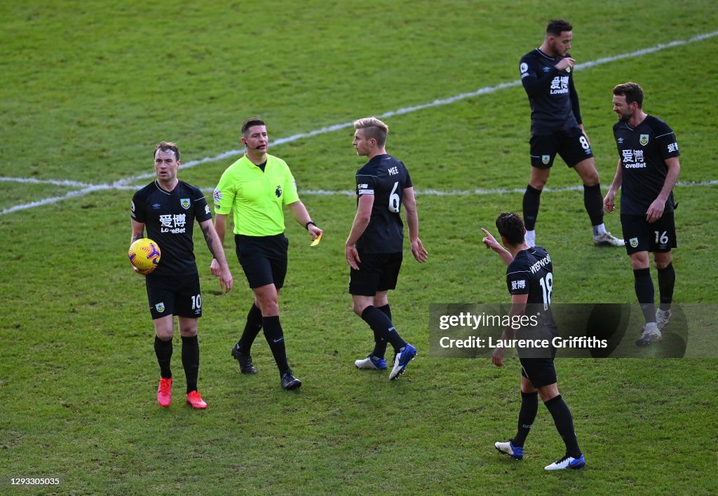 Leeds United v Burnley - Premier League