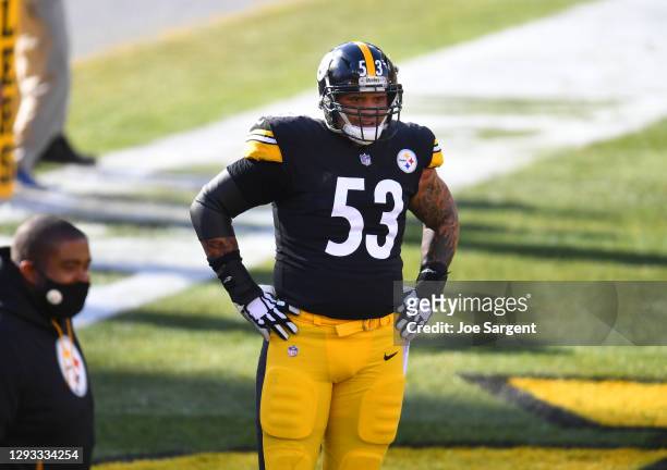 Center Maurkice Pouncey of the Pittsburgh Steelers looks on during warm-up before the game against the Indianapolis Colts at Heinz Field on December...