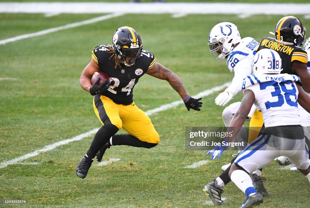 Indianapolis Colts v Pittsburgh Steelers
