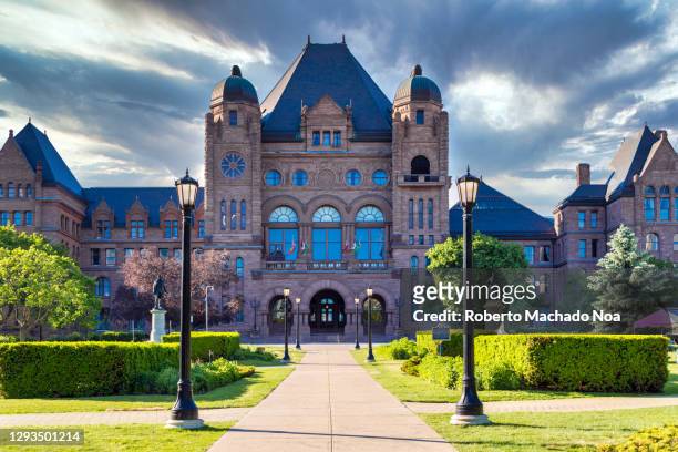 the ontario legislative building at queen's park in toronto, canada - city government stock pictures, royalty-free photos & images