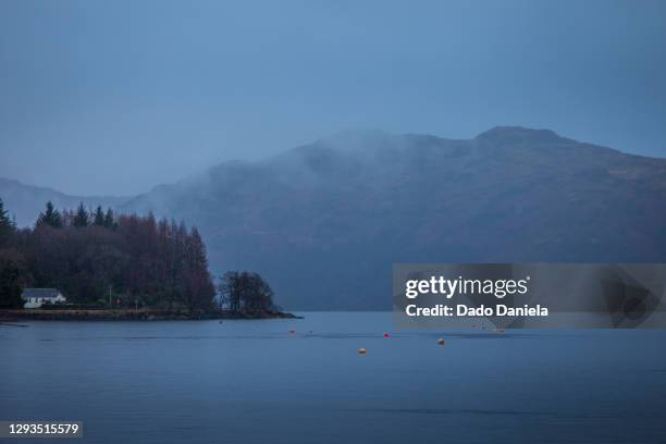 loch lomond scotland - terras altas escócia - fotografias e filmes do acervo