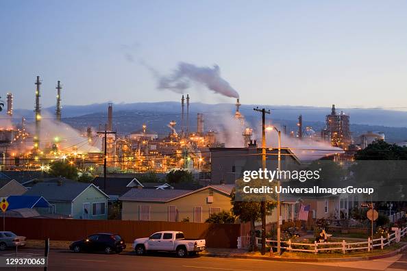 Houses next to oil refinery Houses next to oil refinery