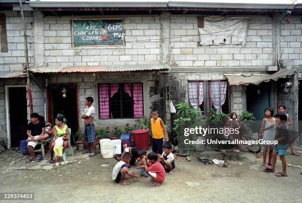 Community Project, Philippines, Manila, Families Living In Bagong - Silansan, A New Community House Project For Families Who Scavenge The Landfill...