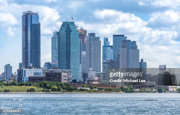 long island city - queens, new york - long island city stockfoto's en -beelden