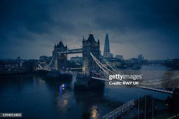 tower bridge and shard, london - fog london stock pictures, royalty-free photos & images