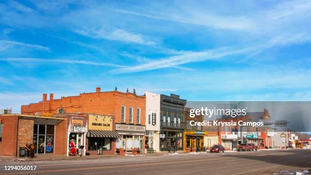 american west old town storefronts at panguitch - utah - town orange stock-fotos und bilder