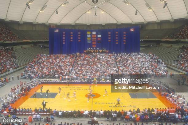 Overall during a college basketball game between the Georgetown Hoyas and the Syracuse Orange on March 5, 1989 at the Carrier Dome in Syracuse, New...