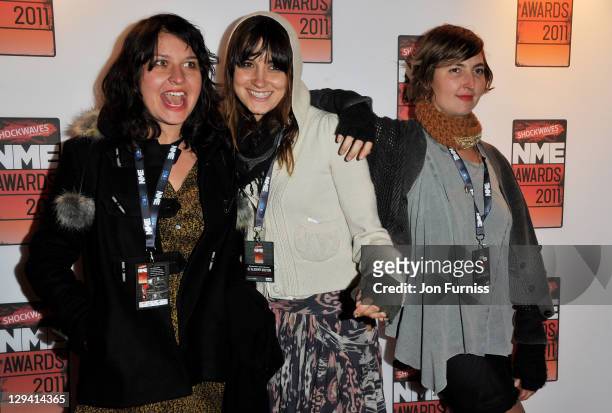 Emily Kokal, Theresa Wayman and Jenny Lee Lindberg of Warpaint arrives for the NME Awards 2011 at Brixton Academy on February 23, 2011 in London,...