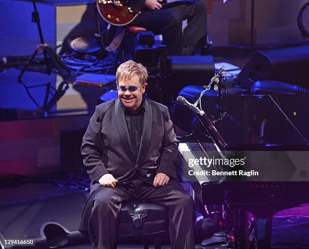 Elton John performs on "Good Morning America" at the Beacon Theatre on October 20, 2010 in New York City.