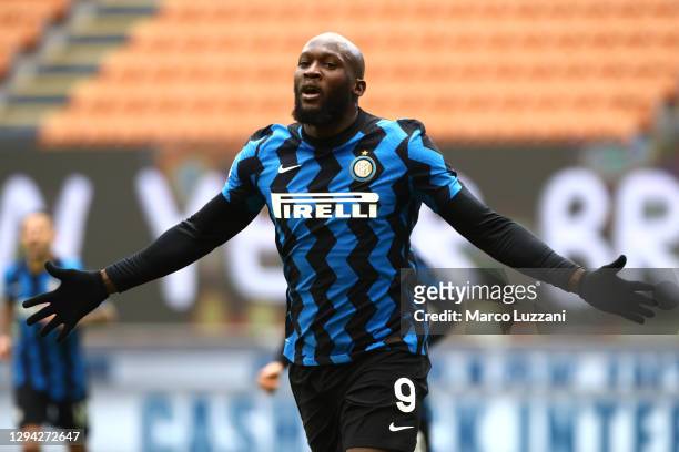 Romelu Lukaku of Inter Milan celebrates after scoring their team's fourth goal during the Serie A match between FC Internazionale and FC Crotone at...