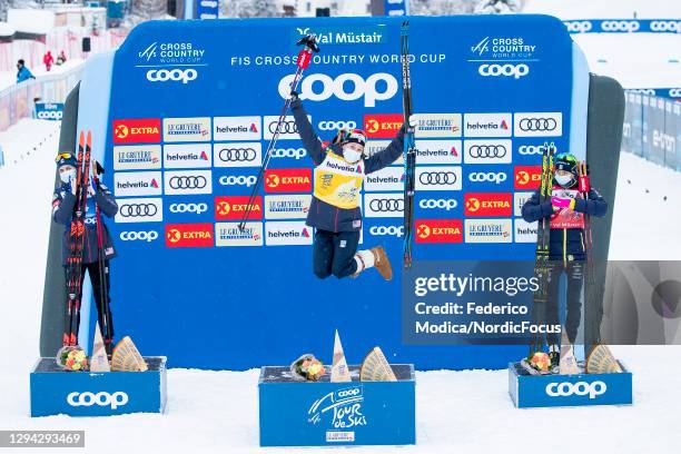 Rosie Brennan of Usa, Jessie Diggins of Usa, Frida Karlsson of Sweden on the podium of the Women's Pursuit at the FIS Tour De Ski Val de Mustair at...