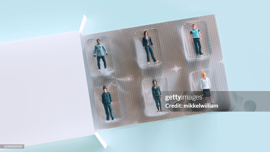 Personas atrapadas en blíster como cápsulas medicinales