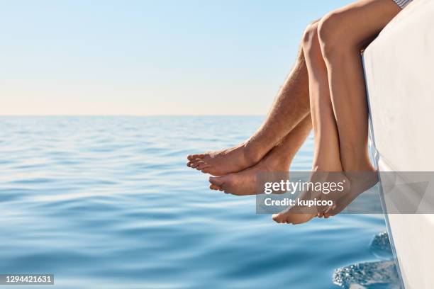 kicking off summer with a cruise - girlfriend feet stock pictures, royalty-free photos & images