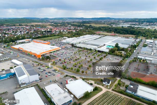 industrial area, industrial district, large shopping malls - aerial view - zona industrial imagens e fotografias de stock