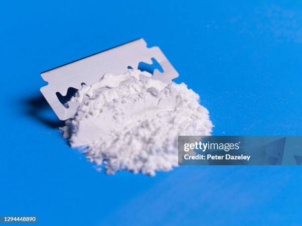 Coke Razor 1,179 Cocaine Uk Stock Photos, High-Res Pictures, and Images - Getty Images