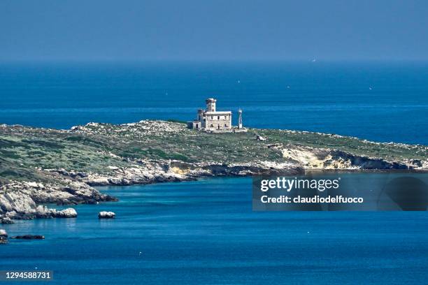 the "tremiti islands" archipelago - the lighthouse on "capraia" island - isole tremiti stock pictures, royalty-free photos & images