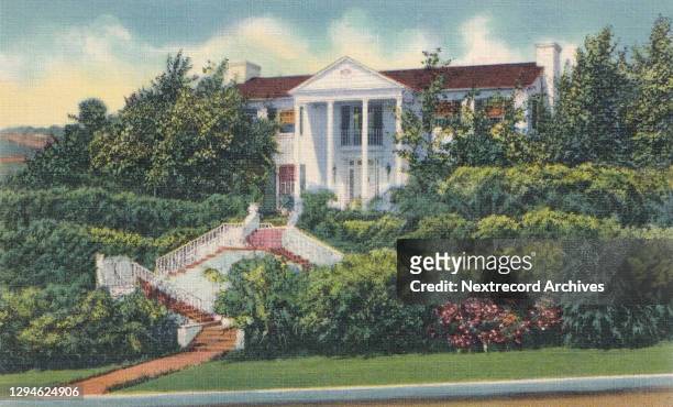 Vintage souvenir postcard published ca 1938 from the Movie Star Homes series, depicting mansions and grand beach estates of Hollywood celebrities in...