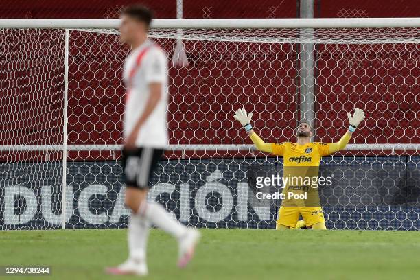 Goalkeeper Weverton of Palmeiras celebrates after defeating Argentina's River Plate 3-0 after a first leg semifinal match between River Plate and...
