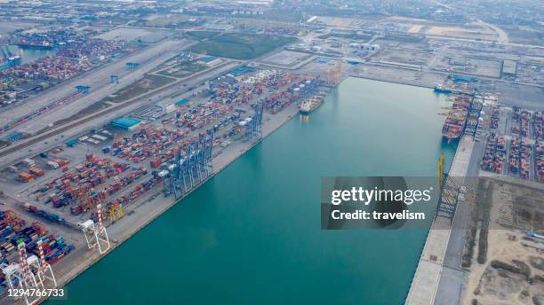 Entrence Container Port 45,654 Land Port Of Entry Stock Photos, High-Res Pictures, and Images ...