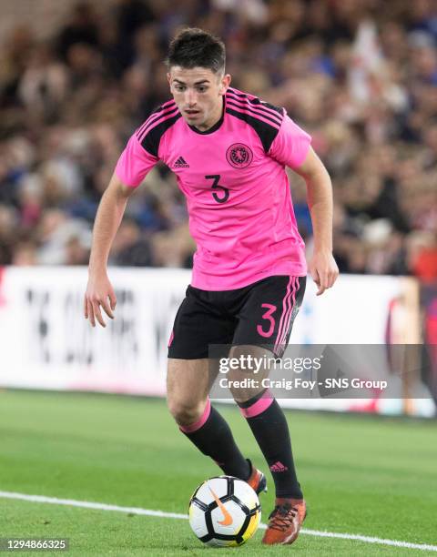 V SCOTLAND U21 .RIVERSIDE STADIUM - MIDDLESBROUGH.Greg Taylor in action for Scotland