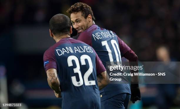 V CELTIC.PARC DES PRINCES - PARIS.PSG's Dani Alves celebrates his goal with Neymar