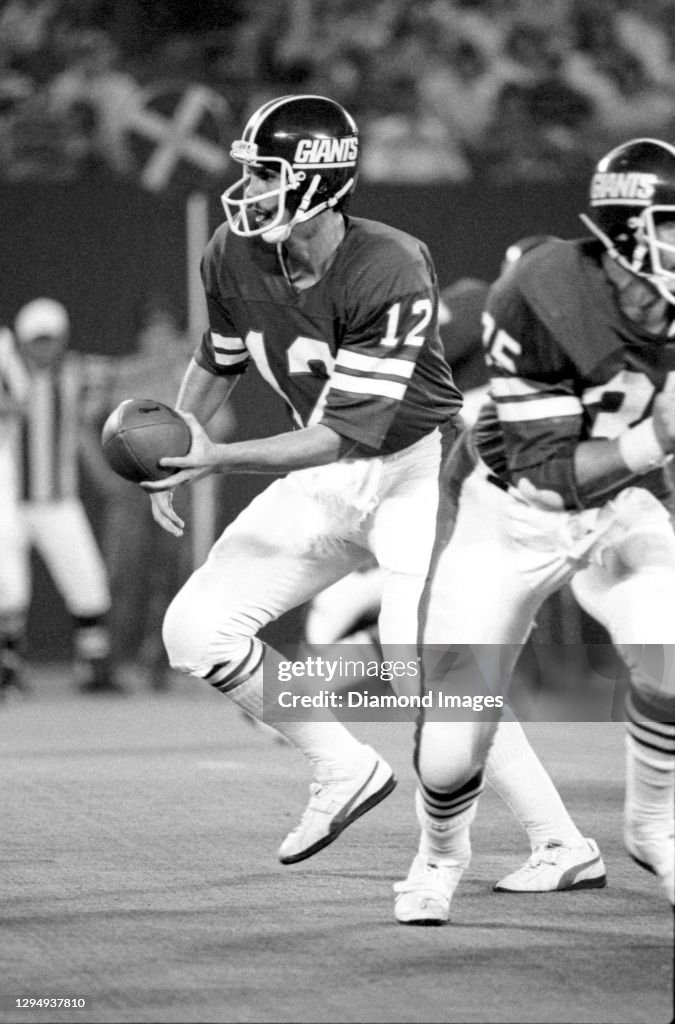 New York Jets v New York Giants