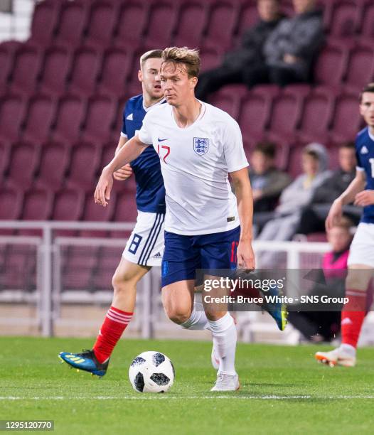 V ENGLAND U21 .TYNECASTLE - EDINBURGH .Kieran Dowell in action for England U21's