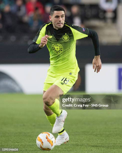 V CELTIC .TRONDHEIM - NORWAY.Tom Rogic in action for Celtic