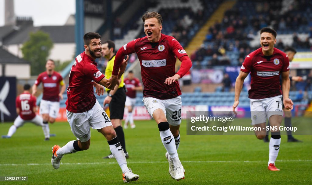 Cody Cook DUNDEE v ST MIRREN.KILMAC STADIUM AT DENS PARK - DUNDEE.St Mirren's ...