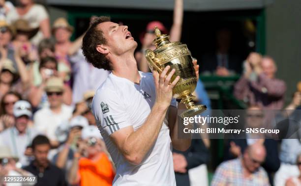 Novak DJOKOVIC Andy MURRAY .WIMBLEDON - LONDON.Sheer delight on the face of Andy Murray after clinching a straight sets victory over Novak Djokovic...