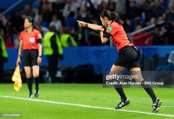 V ARGENTINA .PARC DE PRINCES - PARIS.Referee Hyang-Ok Ri points to the spot after consulting VAR..