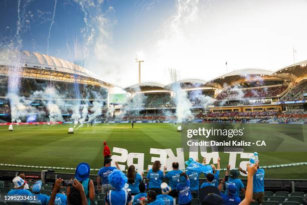 General view of play during the Big Bash League match between the Adelaide Strikers and the Melbourne Renegades at Adelaide Oval, on January 08 in...