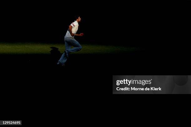 Gary Putland of the Redbacks runs in to bowl during day two of the Shieffield Shield match between the South Australia Redbacks and the New South...