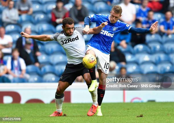 V DERBY COUNTY.IBROX - GLASGOW .Rangers' Steven Davis in action with Derby's Mason Bennett .