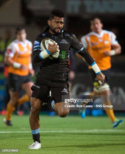 V TOYOTA CHEETAHS. SCOTSTOUN STADIUM - GLASGOW. Niko Matawalu in action for Glasgow Warriors.