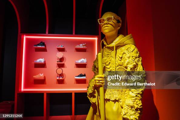 General view of a mannequin, next to displayed LV Trainer sneakers, News  Photo - Getty Images