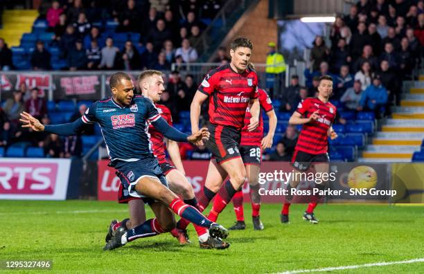 Vs DUNDEE.GLOBAL ENERGY STADIUM.Ross County's David Ngog misses a chance in the second half