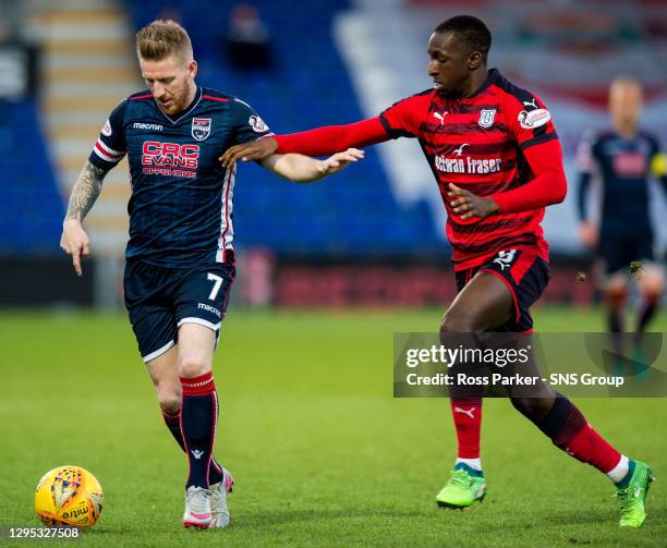 Vs DUNDEE.GLOBAL ENERGY STADIUM..Dundee's Glen Kamara and Michael Gardyne in action