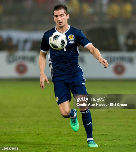 V SCOTLAND .ESTADIO NACIONAL DE LIMA - PERU.Kenny McLean in action for Scotland