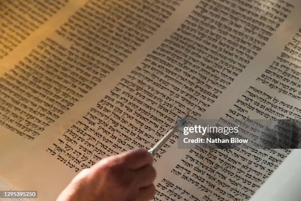 jewish religious services 2020 - rabbi stock pictures, royalty-free photos & images