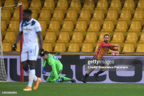 Marco Sau of Benevento celebrates after scoring their sides first goal during the Serie A match between Benevento Calcio and Atalanta BC at Stadio...