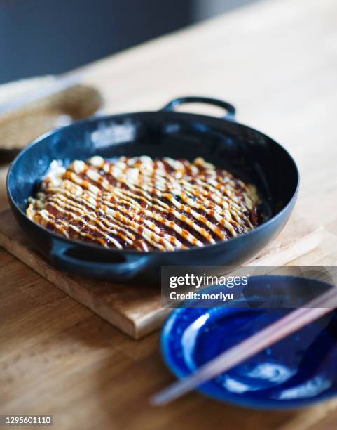 okonomiyaki - okonomiyaki 個照片及圖片檔