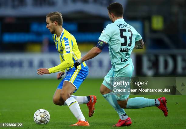 Finn Stokkers of Waalwijk battles for the ball with Daryl Janmaat of ADO Den Haag during the Dutch Eredivisie match between RKC Waalwijk and ADO Den...