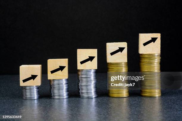 money growth - bruto binnenlands product stockfoto's en -beelden