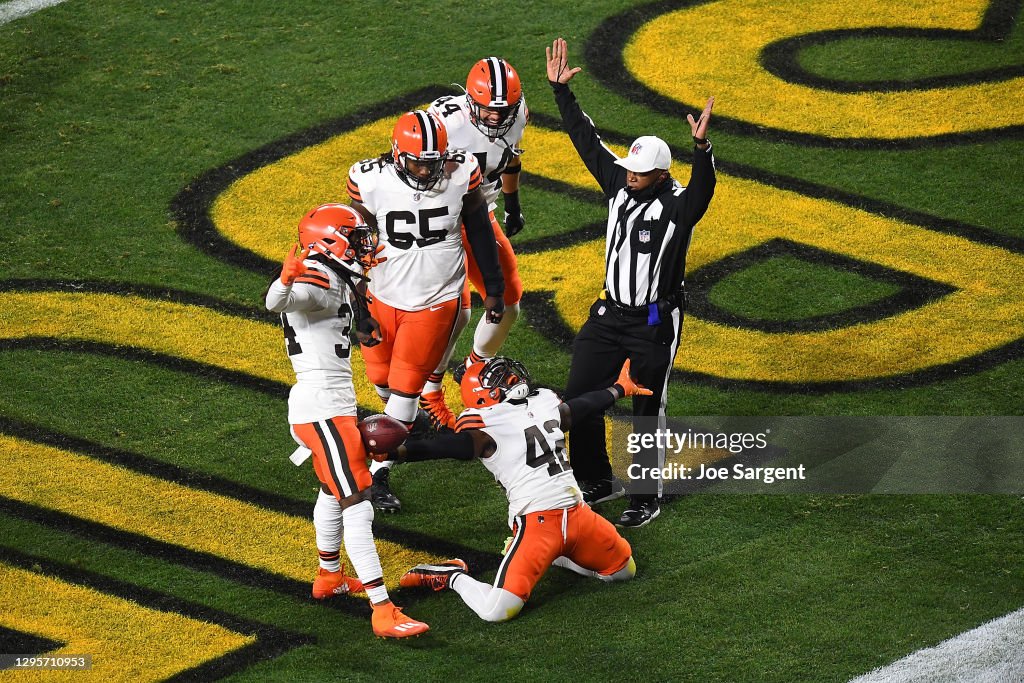 Wild Card Round - Cleveland Browns v Pittsburgh Steelers