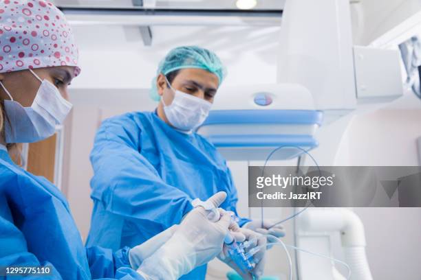 cirugía cardiovascular - stent fotografías e imágenes de stock