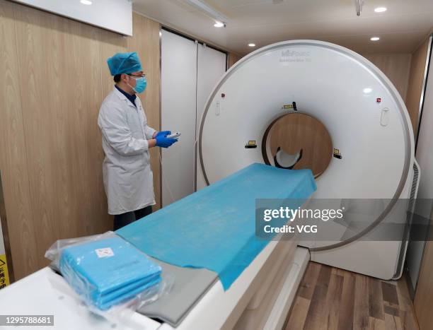 Mobile Ct Testing Mobile Ct Scanner Photos and Premium High Res Pictures - Getty Images